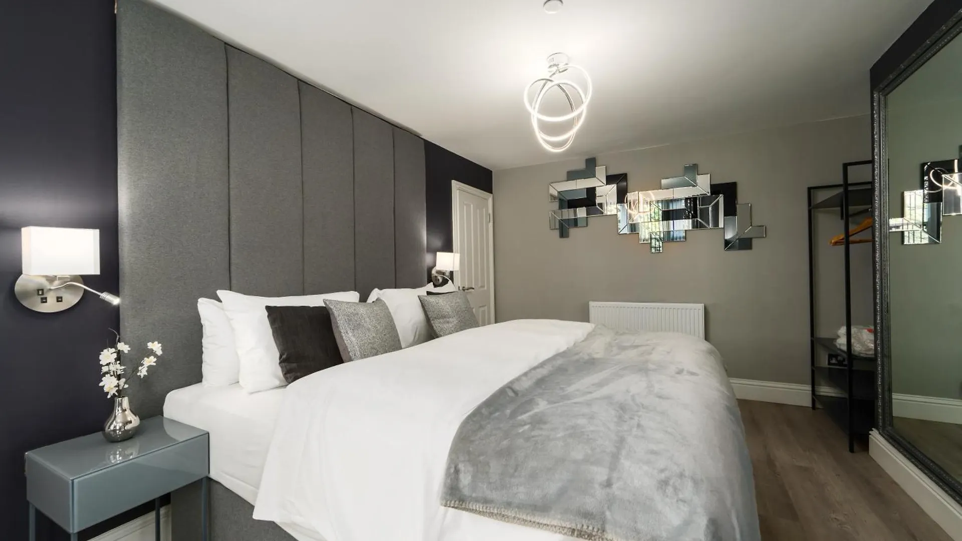Ty Ayla Premier Apartments - Roath Park Cardiff United Kingdom