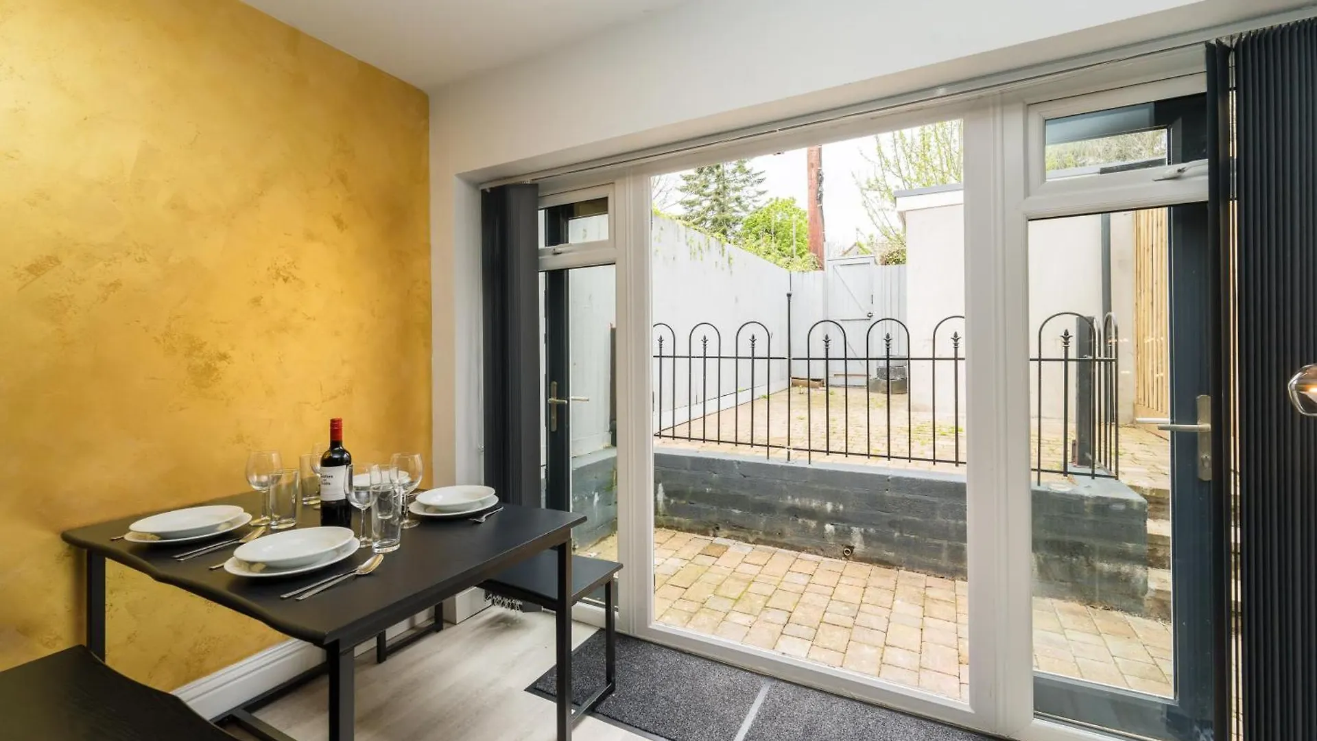 Ty Ayla Premier Apartments - Roath Park Cardiff