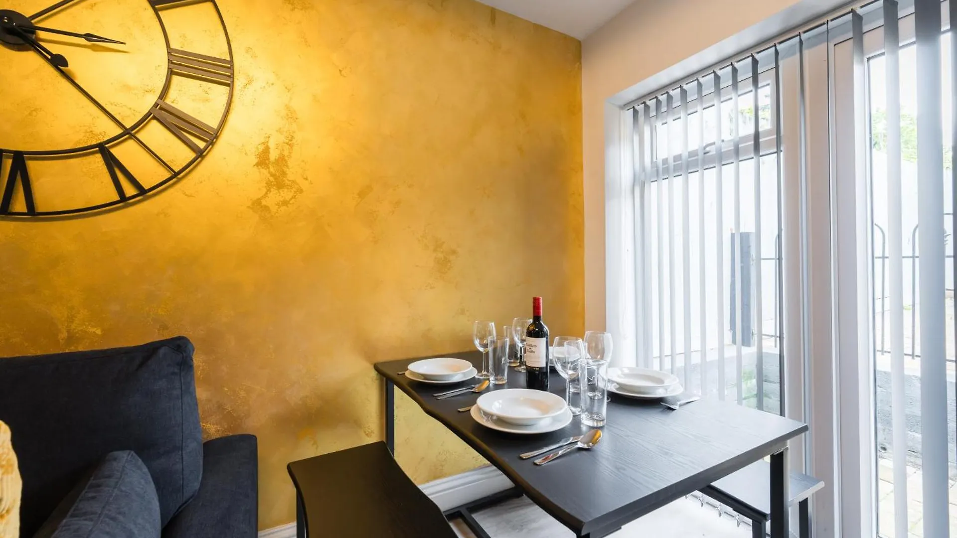 Ty Ayla Premier Apartments - Roath Park Cardiff